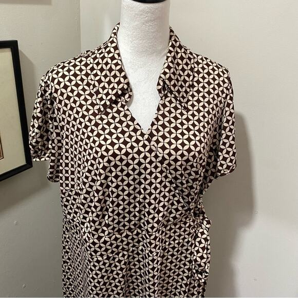 Cato Tan Brown Faux Wrap Midi Dress Plus Size 24W with Collar Surplice Front - Picture 3 of 9